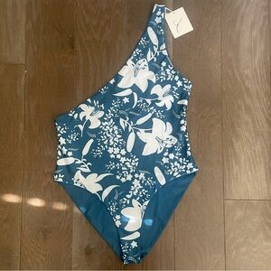 NWT BAIIA Reversible Plus Size Floral One Shoulder Swimsuit